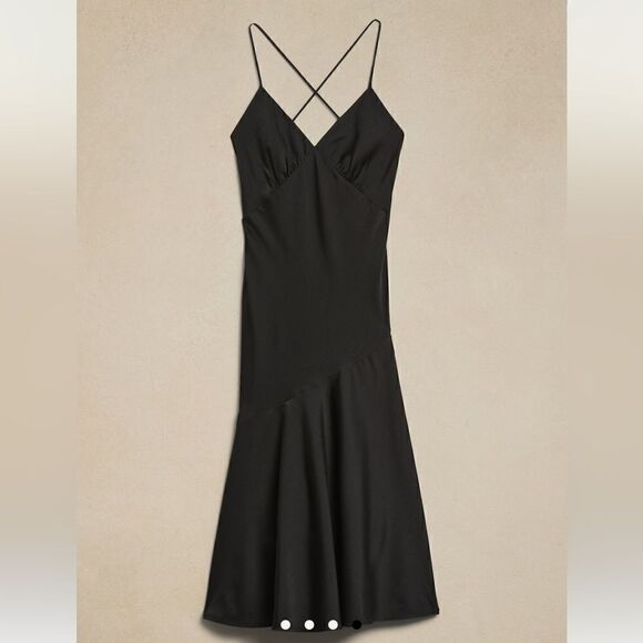 Banana Republic ASYMMETRICAL
SEAM MIDI SLIP DRESS - Picture 4 of 6